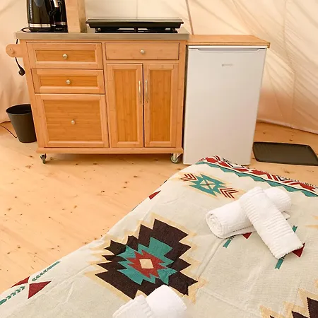 Tipi Kiowa Apartment *